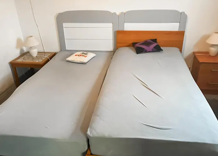 6 Bedroom Lovely In Semesterbostad Thyholm