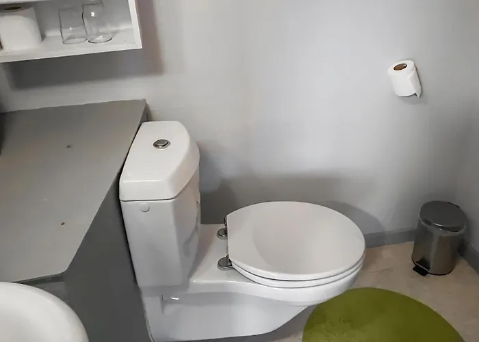 6 Bedroom Lovely In Semesterbostad